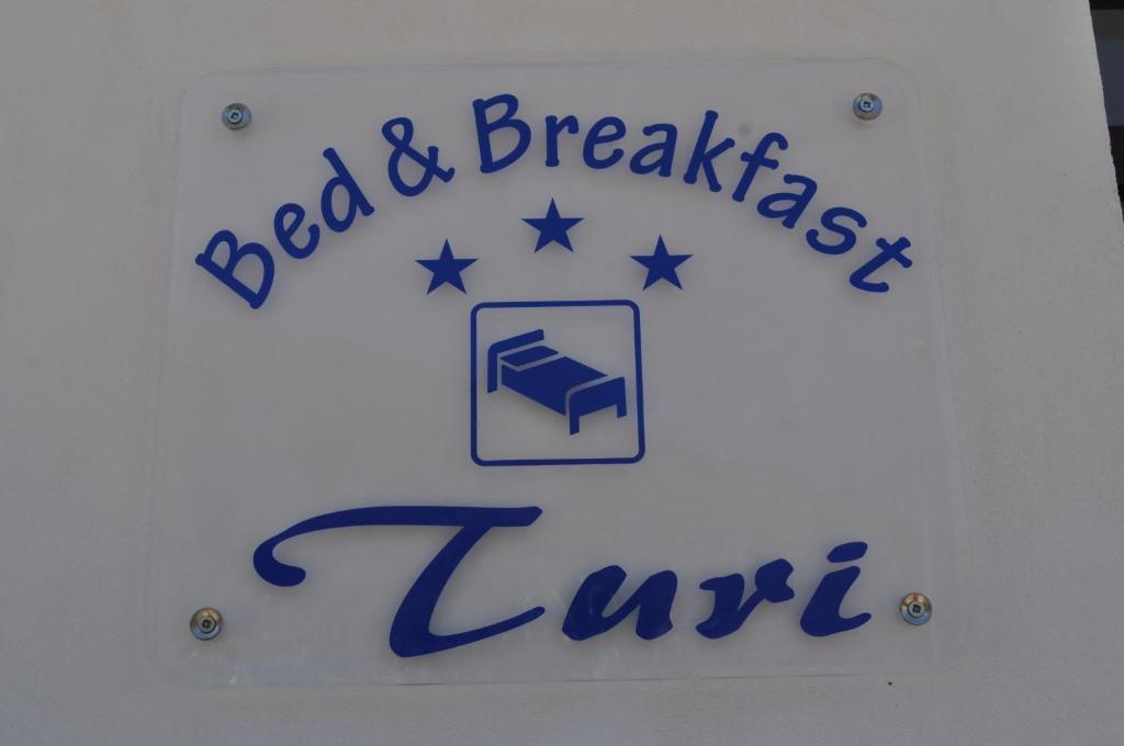 Bed And Breakfast Turi Castelluzzo Exterior foto